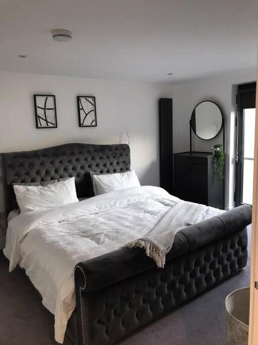 New Town House With *Free Allocated Parking* Brighton Exterior foto
